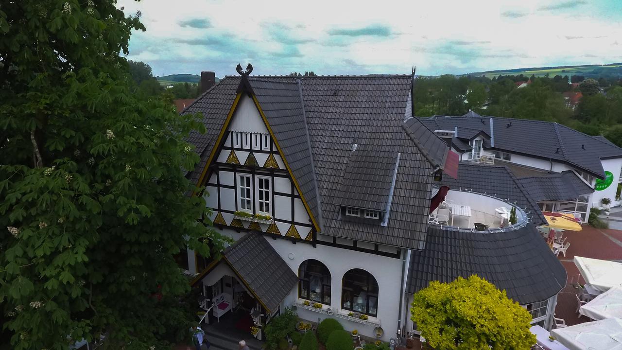 Hotel Kastanienhof Bad Münder am Deister Buitenkant foto